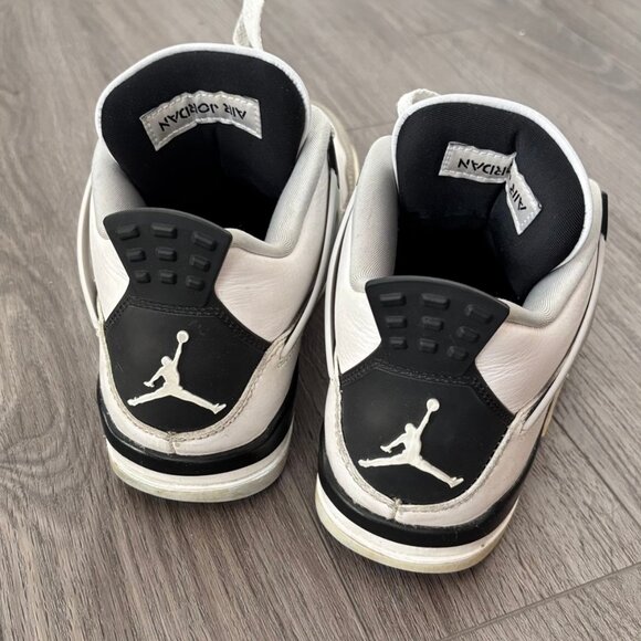 Air Jordan 4 Retro Military Black - Picture 2 of 2